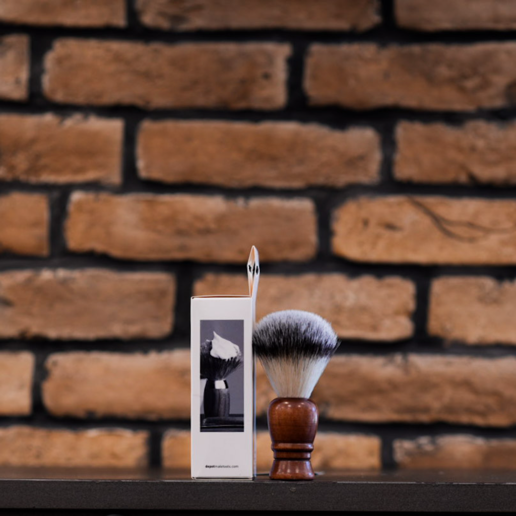 730 WOODEN SHAVING BRUSH